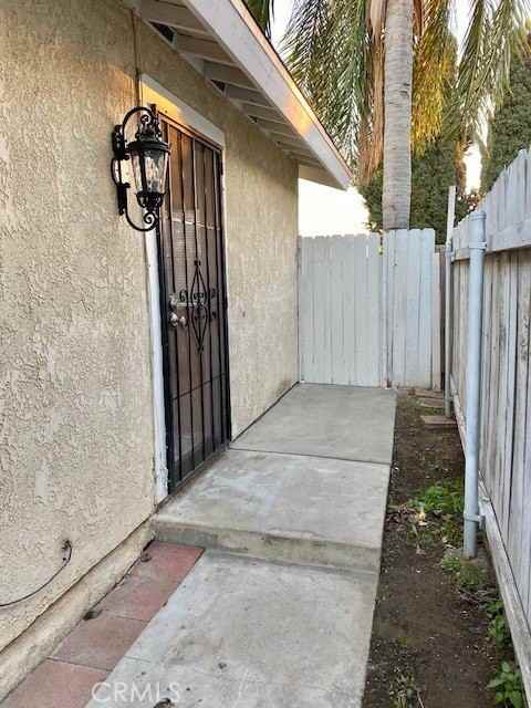 5640 Sexton Ln - Photo 2 of 18