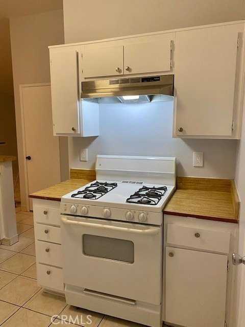 5640 Sexton Ln - Photo 7 of 18