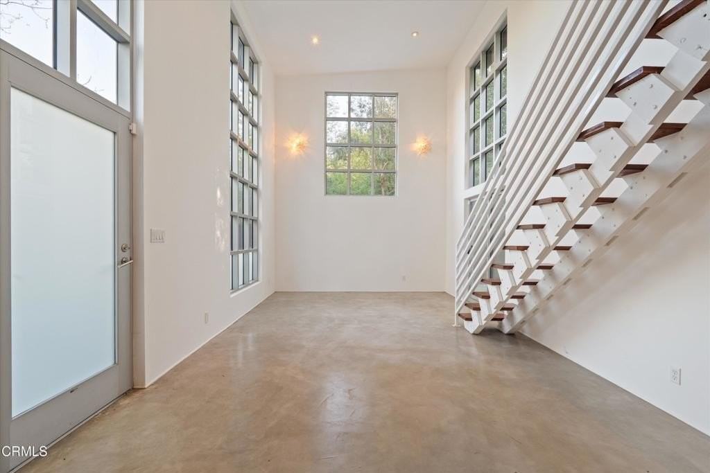 4520 San Andreas Ave - Photo 2 of 28