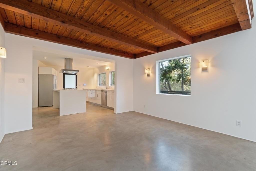 4520 San Andreas Ave - Photo 5 of 28