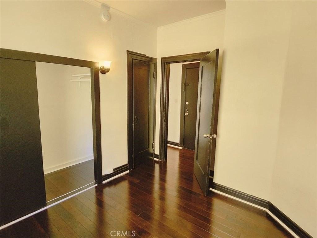 617 Coronado Ter #21 - Photo 6 of 9