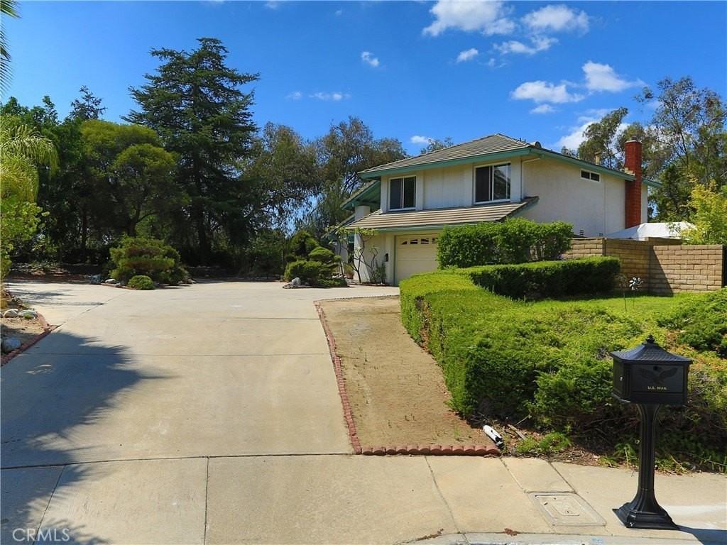 22501 Cello Dr - Photo 2 of 19