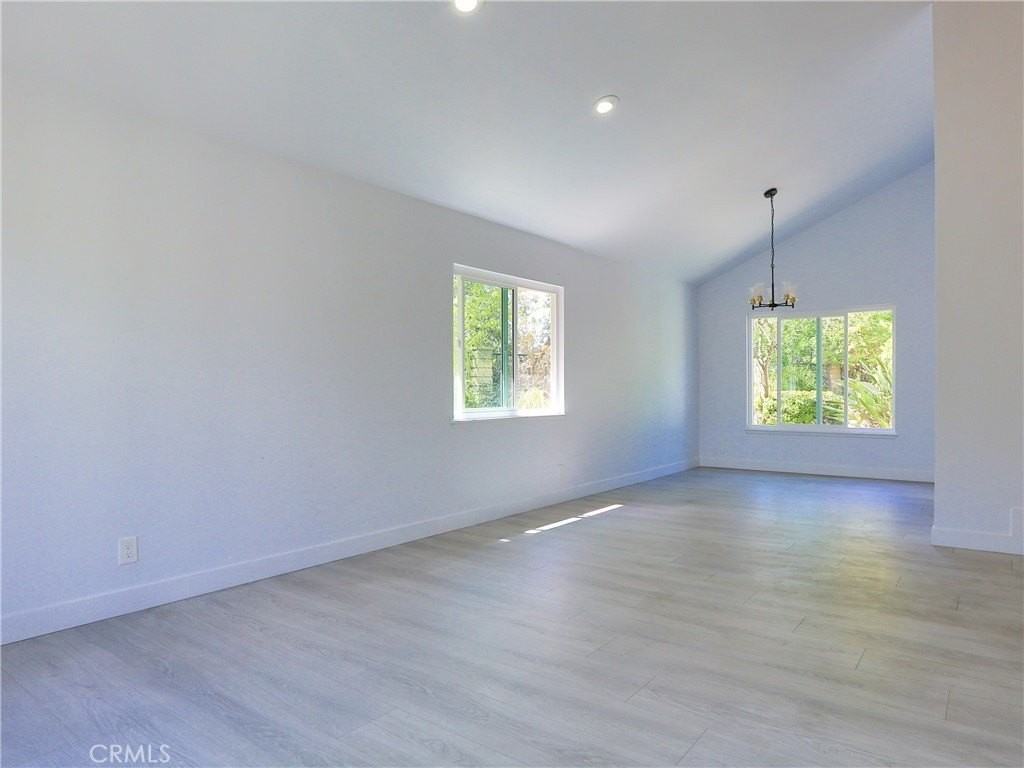 22501 Cello Dr - Photo 4 of 19