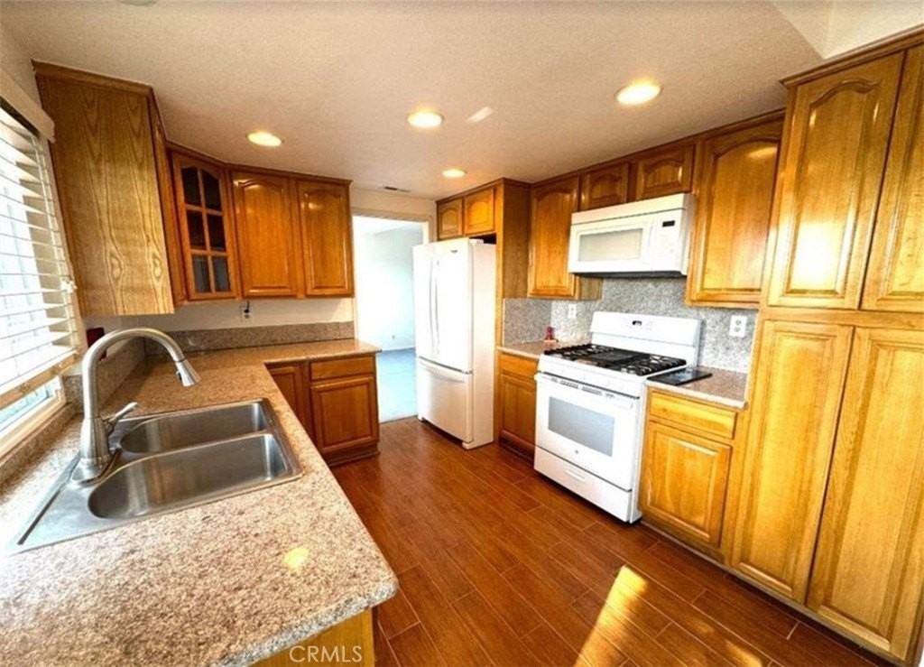 1951 White Star Dr - Photo 7 of 21