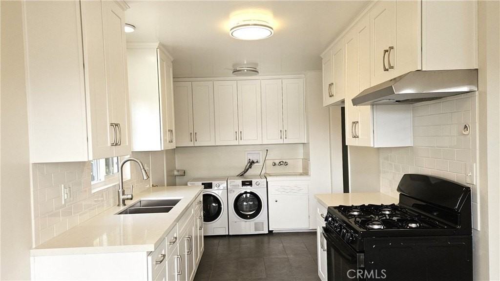 9463 Workman Ave - Photo 2 of 12