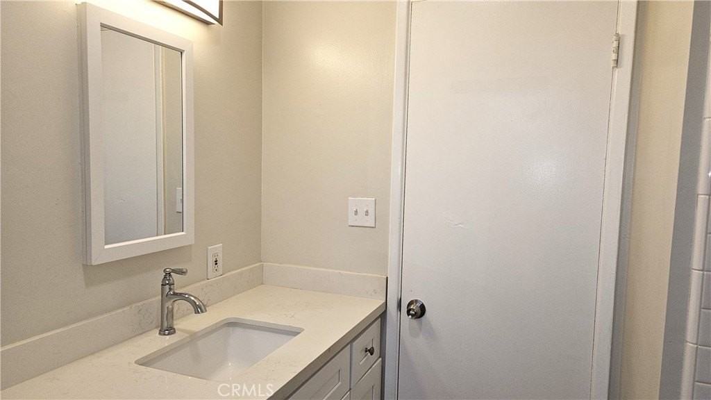 9463 Workman Ave - Photo 4 of 12