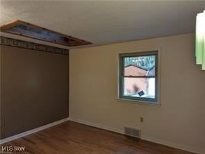 17802 Rapids Rd - Photo 7 of 16