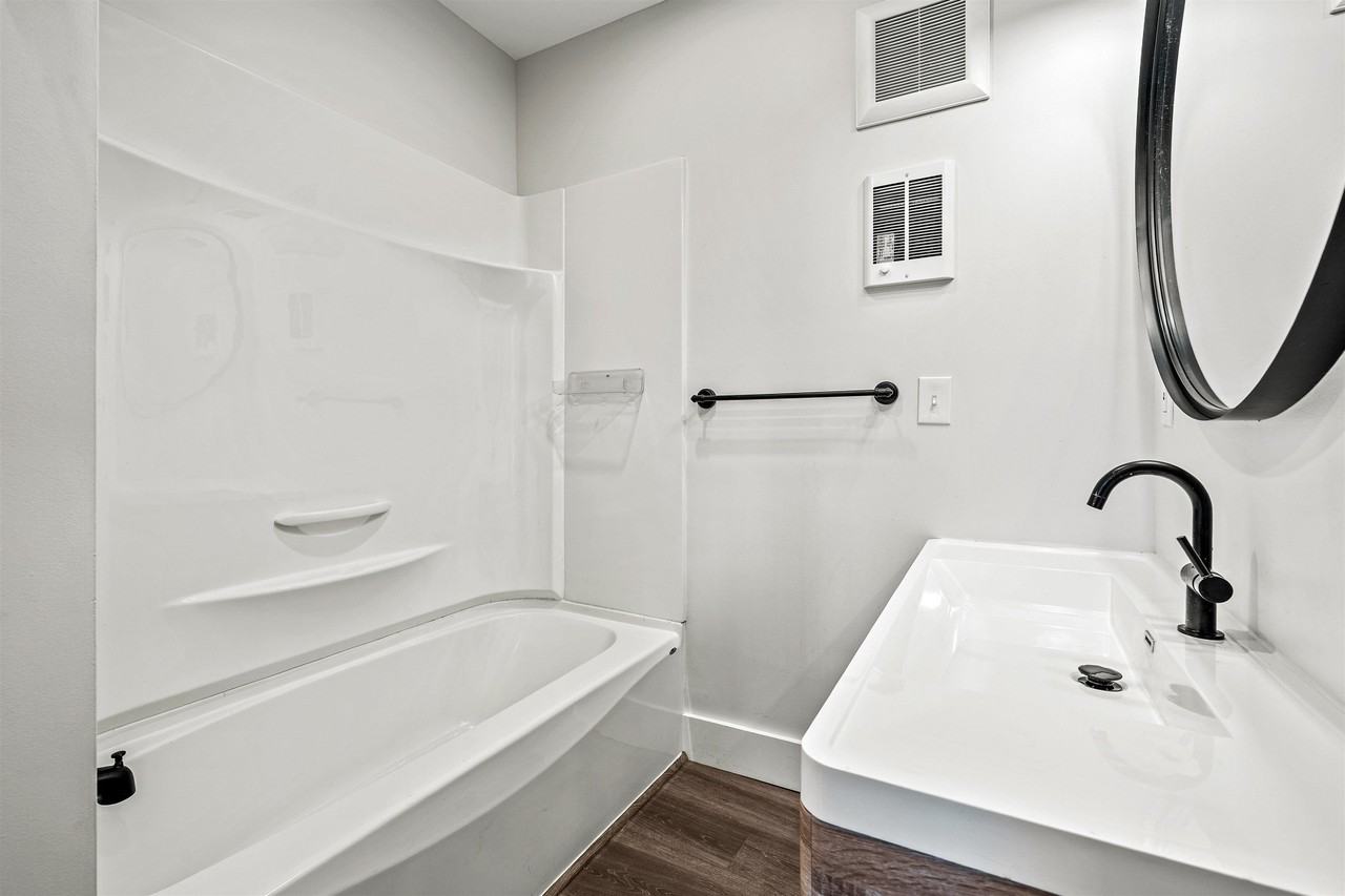 26 Reservoir Ave - Photo 7 of 24