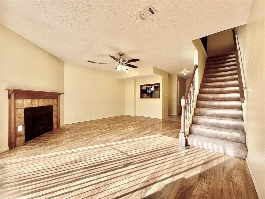 800 W Collins St - Photo 5 of 14