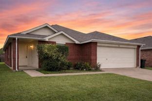 2512 Mitchell Ln - Photo 1 of 1