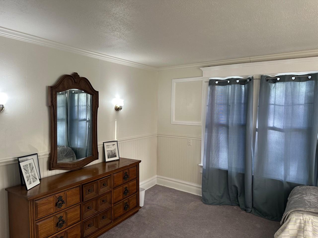 E 28th St - Photo 5 of 13