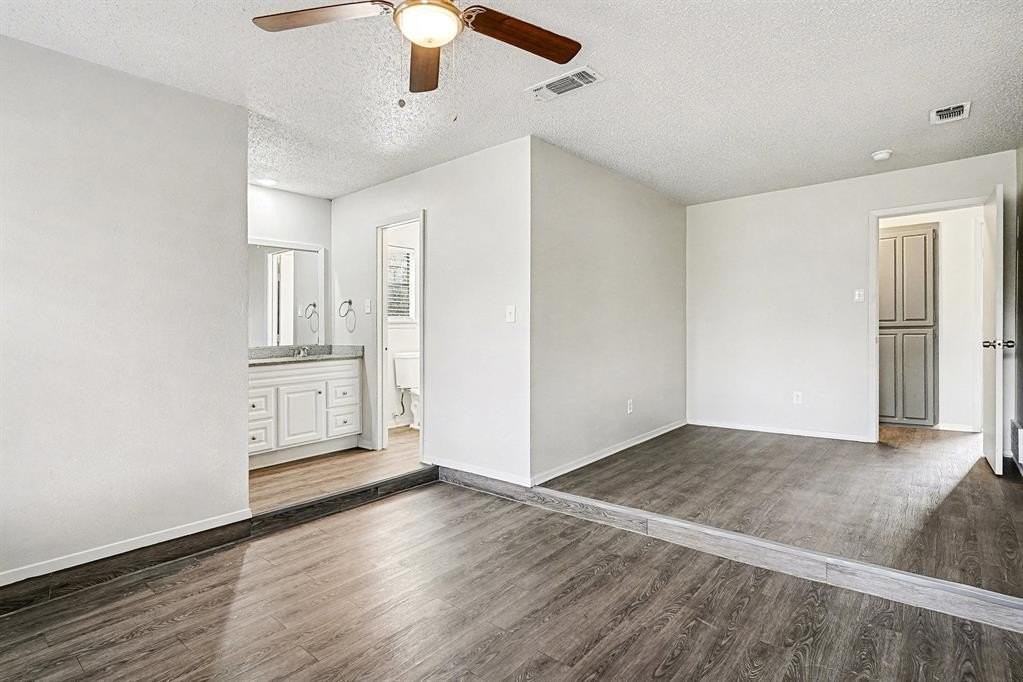 2705 Warren Ln - Photo 5 of 21