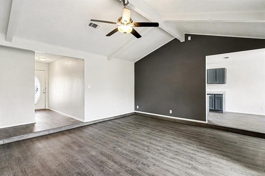 2705 Warren Ln - Photo 7 of 21