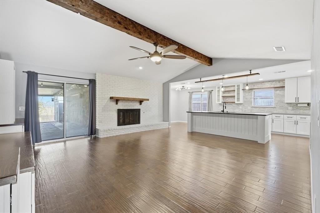 726 Laramie Dr - Photo 5 of 28