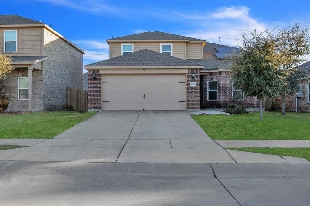 1209 Juniper - Photo 2 of 25