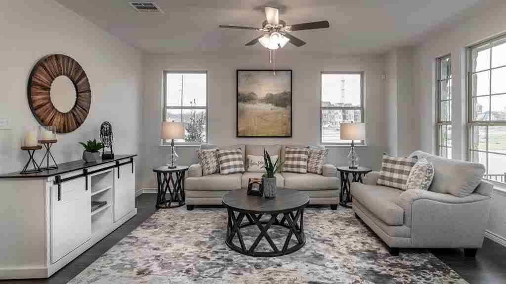 2240 Lasso Ct - Photo 2 of 11