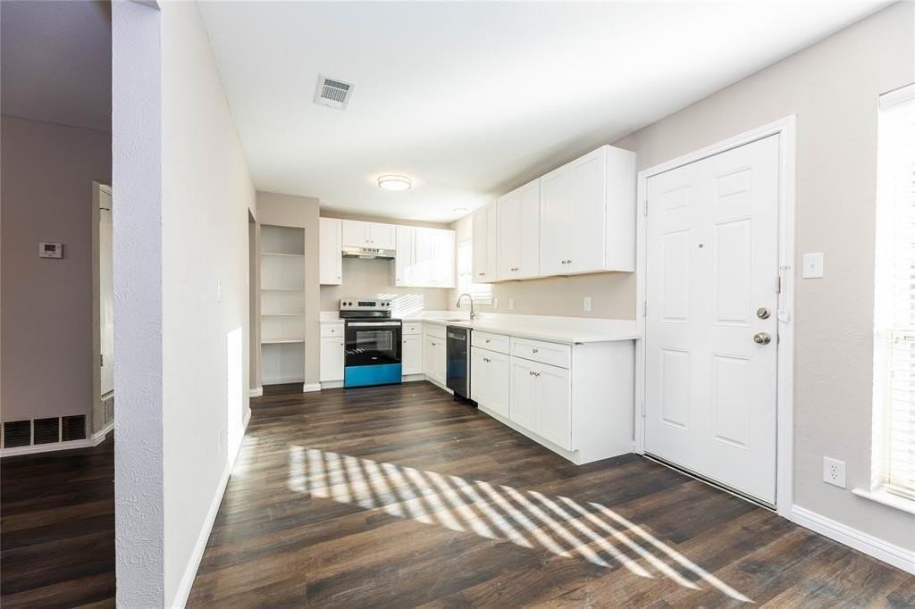 1022 Daniels Dr - Photo 6 of 26