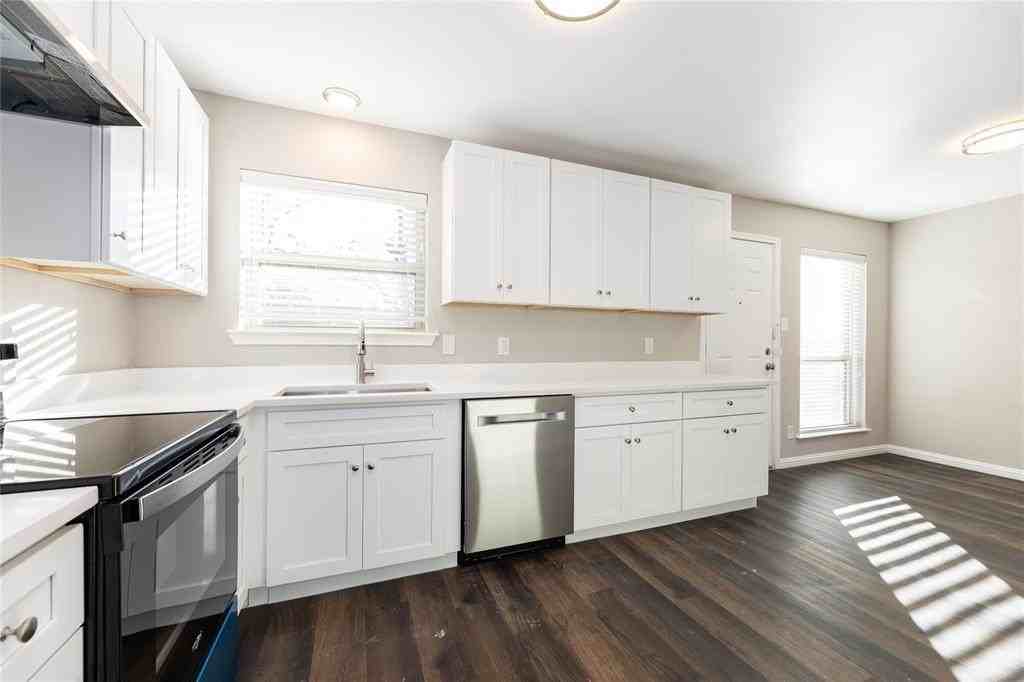 1022 Daniels Dr - Photo 7 of 26