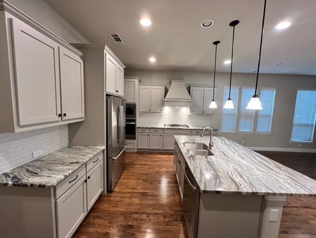 3415 Calico Dr - Photo 3 of 16