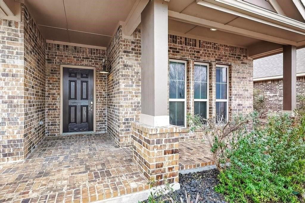 1809 Heron Way - Photo 2 of 22