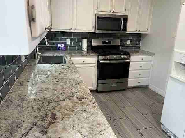 2025 Cedar Valley Ln - Photo 7 of 20