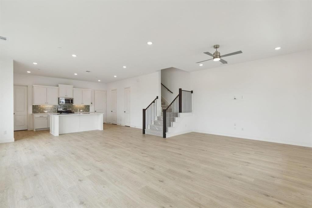 15792 Millwood Trl - Photo 4 of 13