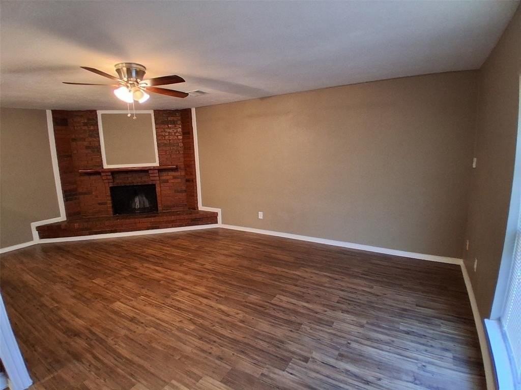 553 Hanover Dr - Photo 4 of 9