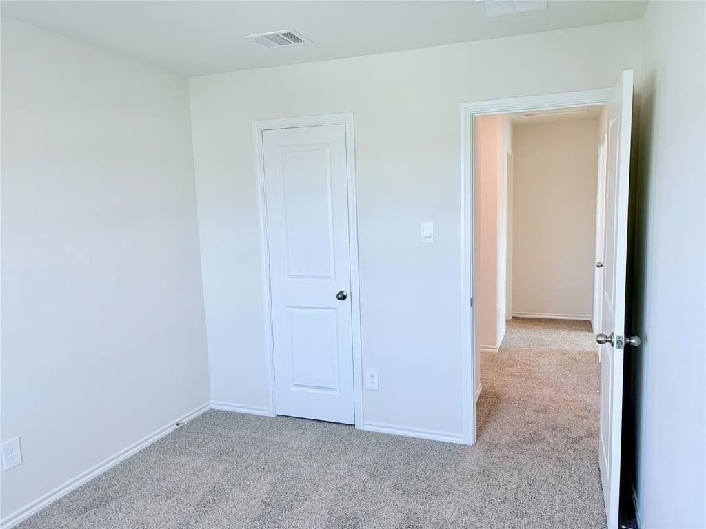 3410 Tomahawk Dr - Photo 4 of 38