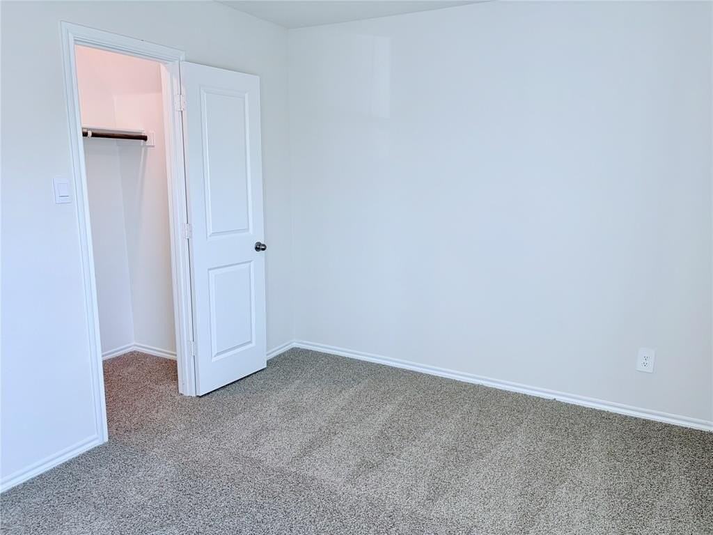 3410 Tomahawk Dr - Photo 5 of 38