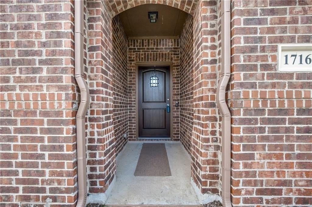 1716 Lone Lynx Way - Photo 3 of 24