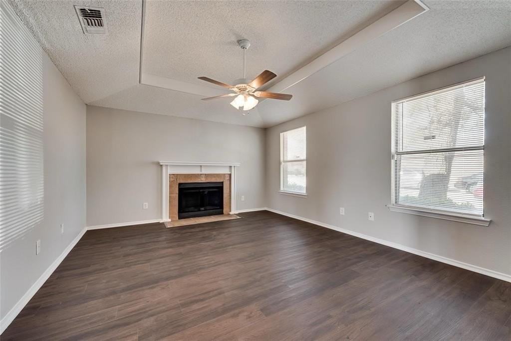 1122 Rogers Ln - Photo 5 of 20