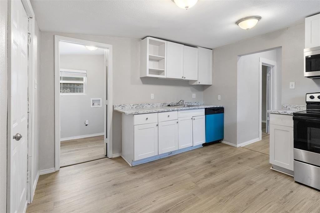 601 E Sears St - Photo 2 of 20