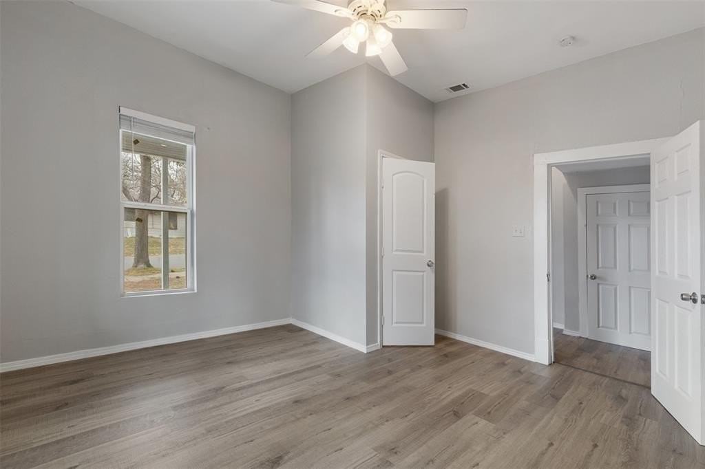 601 E Sears St - Photo 5 of 20