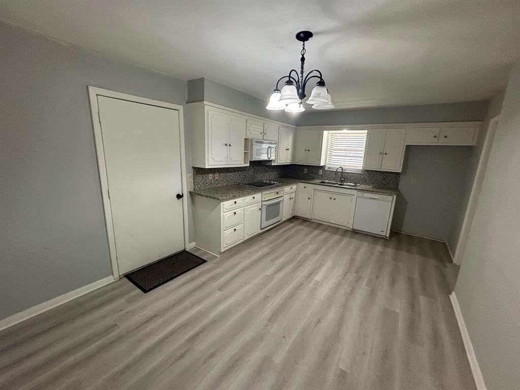 1735 14th St - Photo 6 of 18