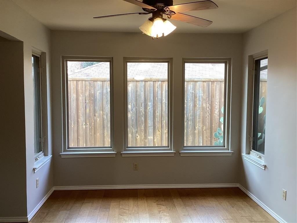 2841 Southridge Dr - Photo 7 of 30