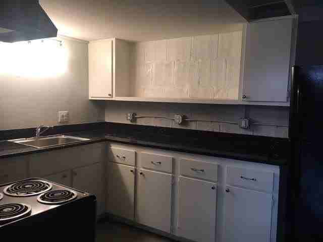 2501 S Harwood St #5 - Photo 6 of 7