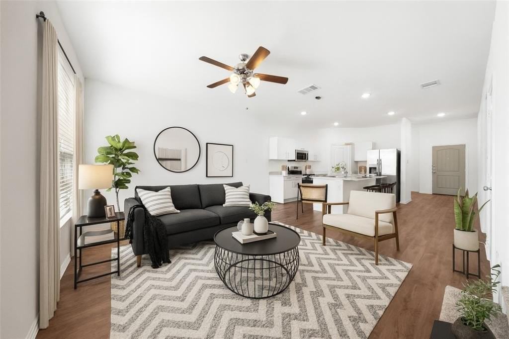 114 Brookline Dr - Photo 3 of 22