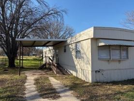 512 Elm St - Photo 1 of 1