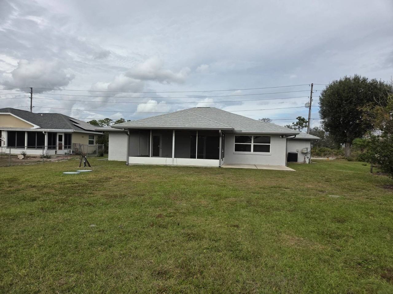 6315 Columbus Blvd - Photo 2 of 31