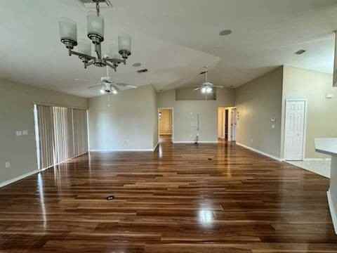 6315 Columbus Blvd - Photo 4 of 31