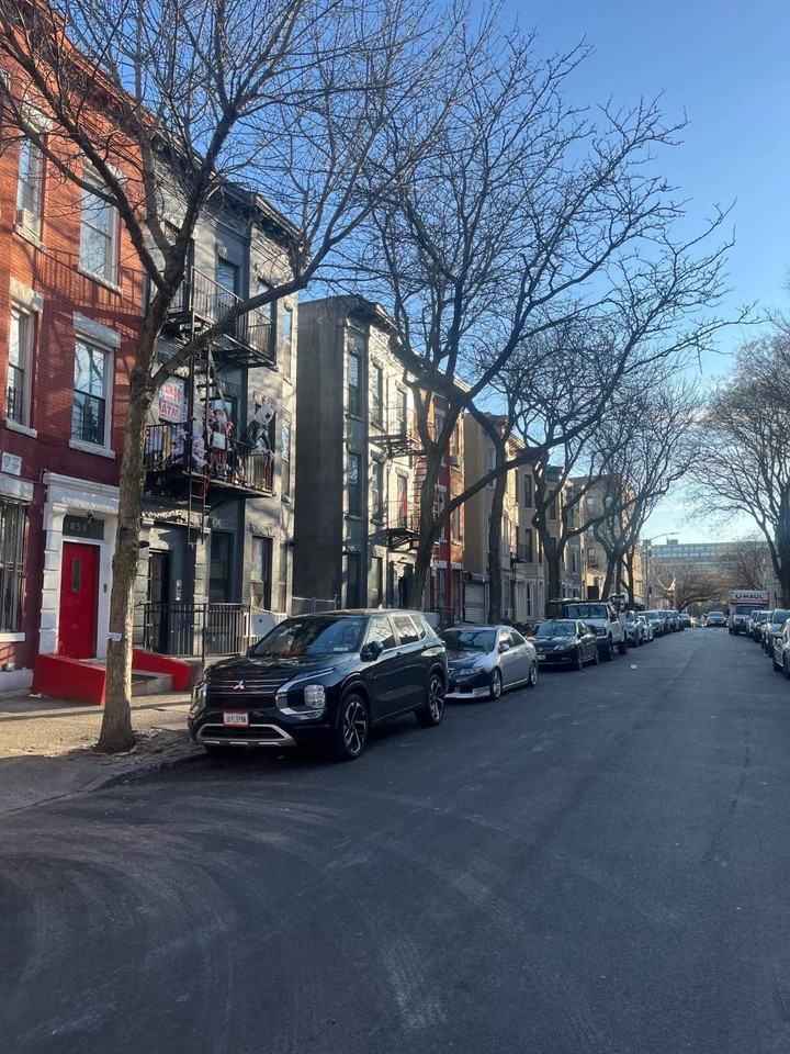 1065 Grant Ave #1 - Photo 2 of 10