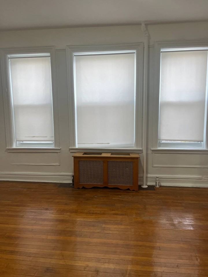 1065 Grant Ave #1 - Photo 3 of 10