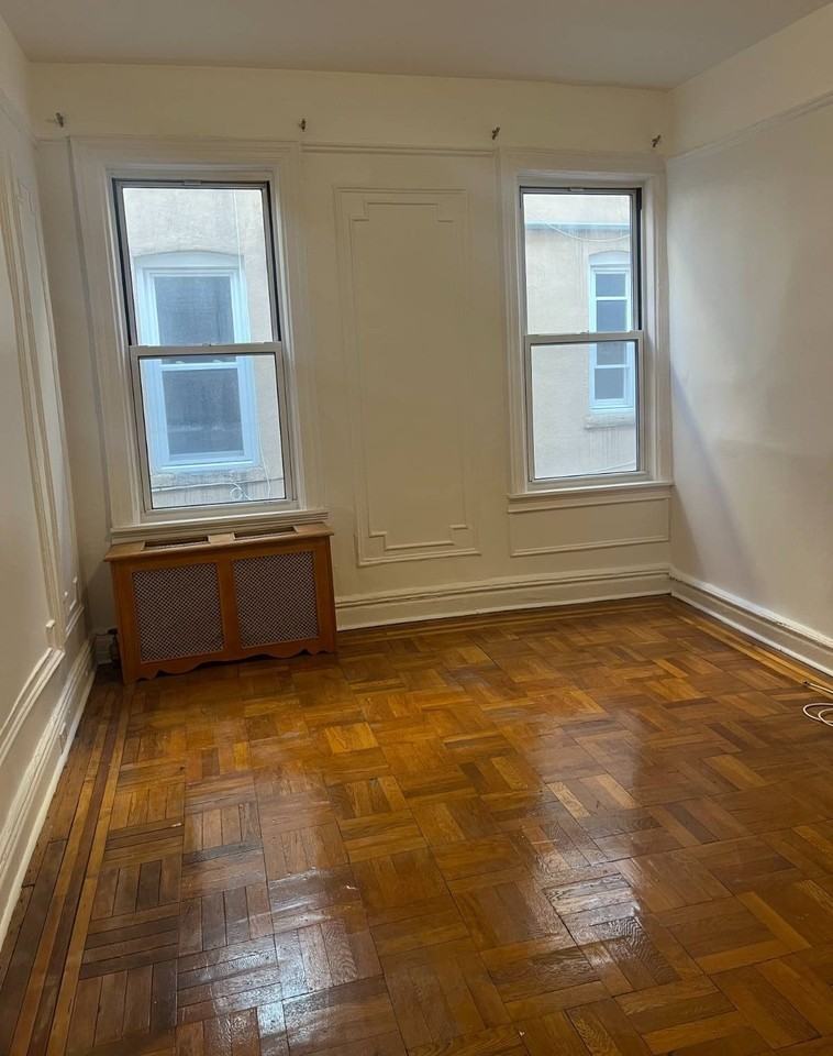 1065 Grant Ave #1 - Photo 5 of 10