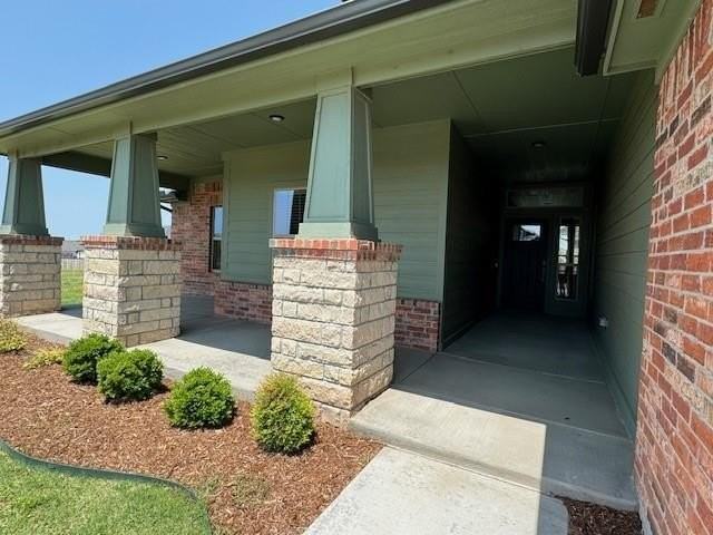 11213 Nw 135th St - Photo 3 of 50