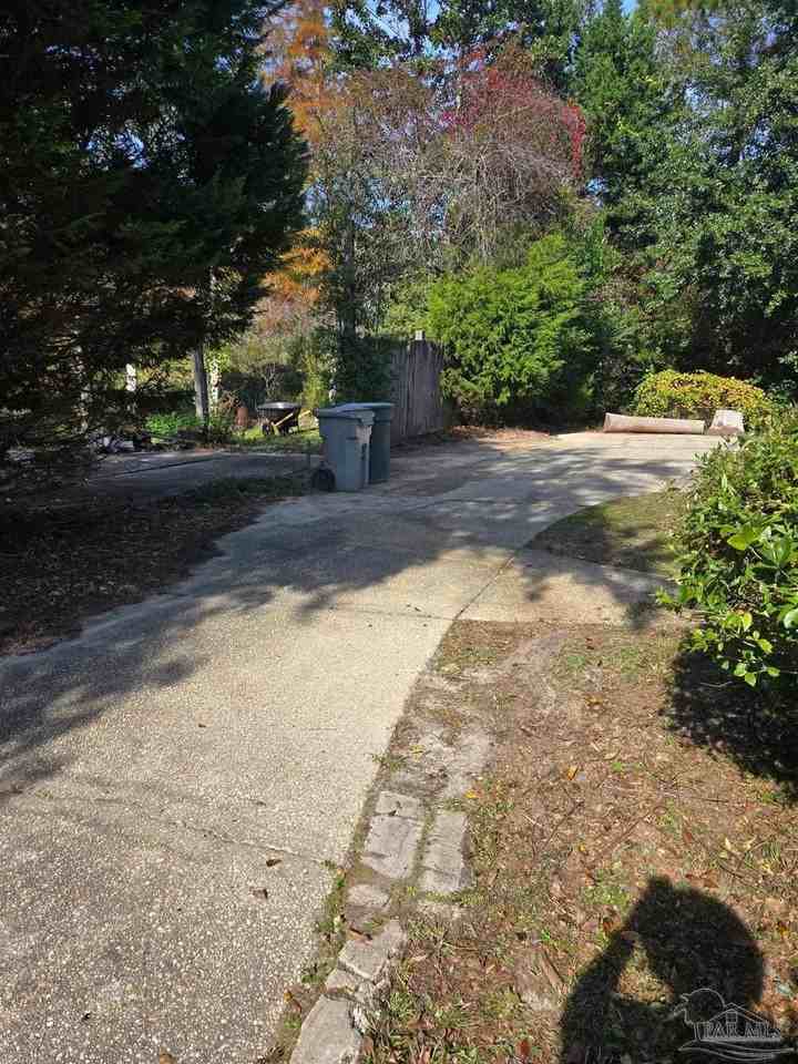 4571 Baybrook Dr - Photo 3 of 29