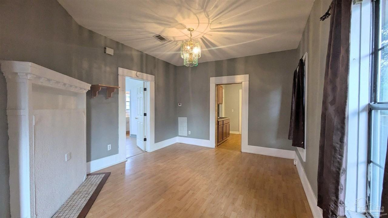 1014 W Gregory St - Photo 4 of 30