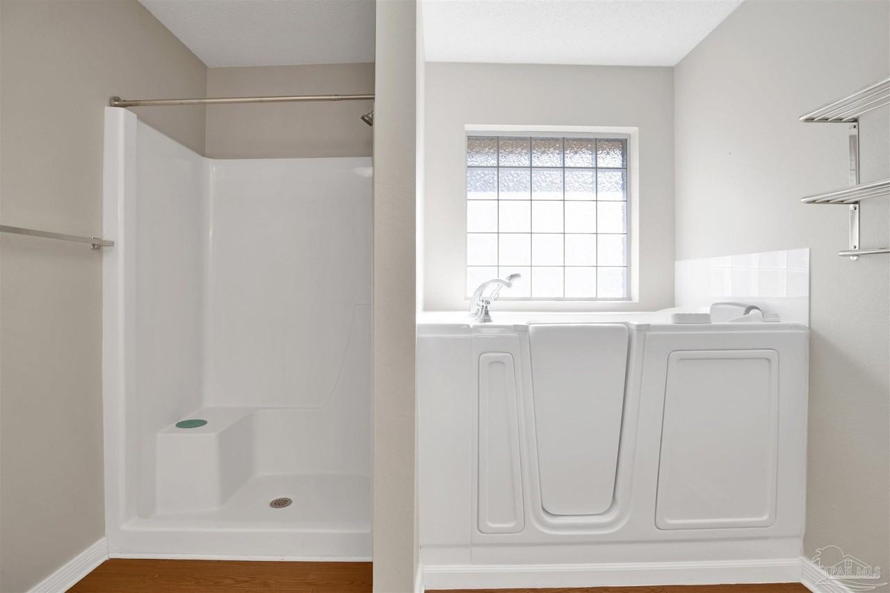 578 Batten Blvd - Photo 6 of 31