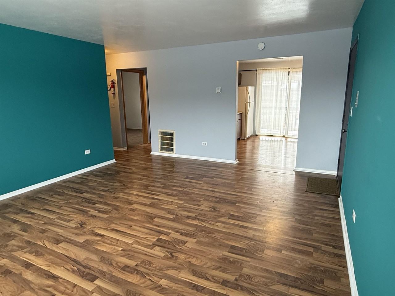 1020 9th St - Photo 6 of 12