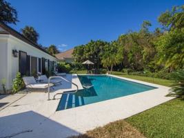 featured image of 100 River Oak Ln