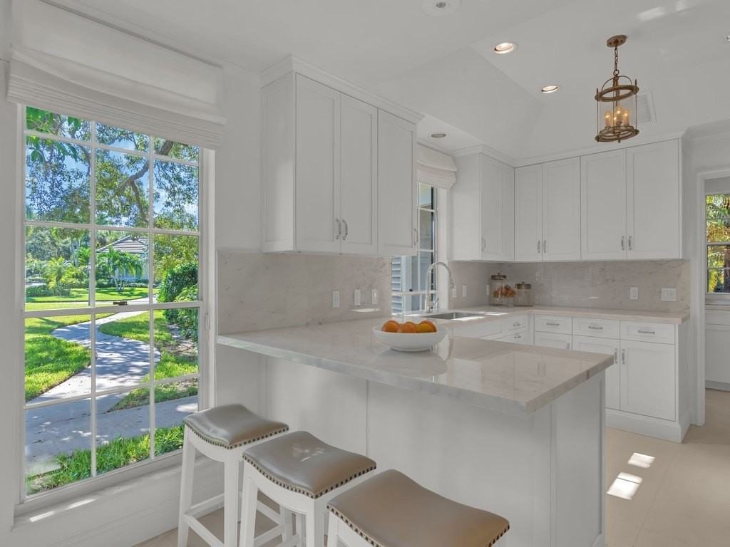 100 River Oak Ln - Photo 7 of 36